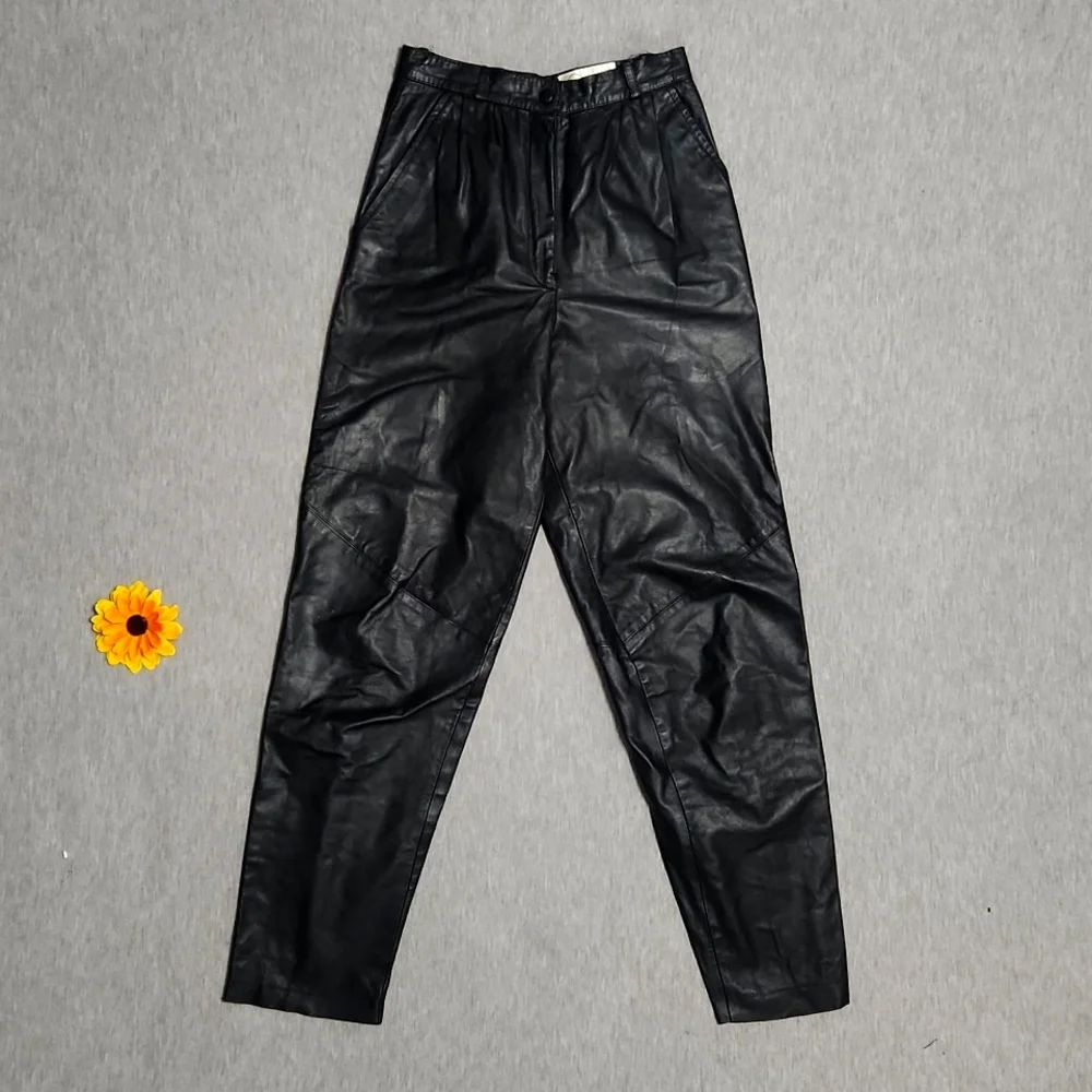 Vintage Cedars Petites High Rise Black Leather Pleated Trousers Tapered Pants - Picture 4 of 15